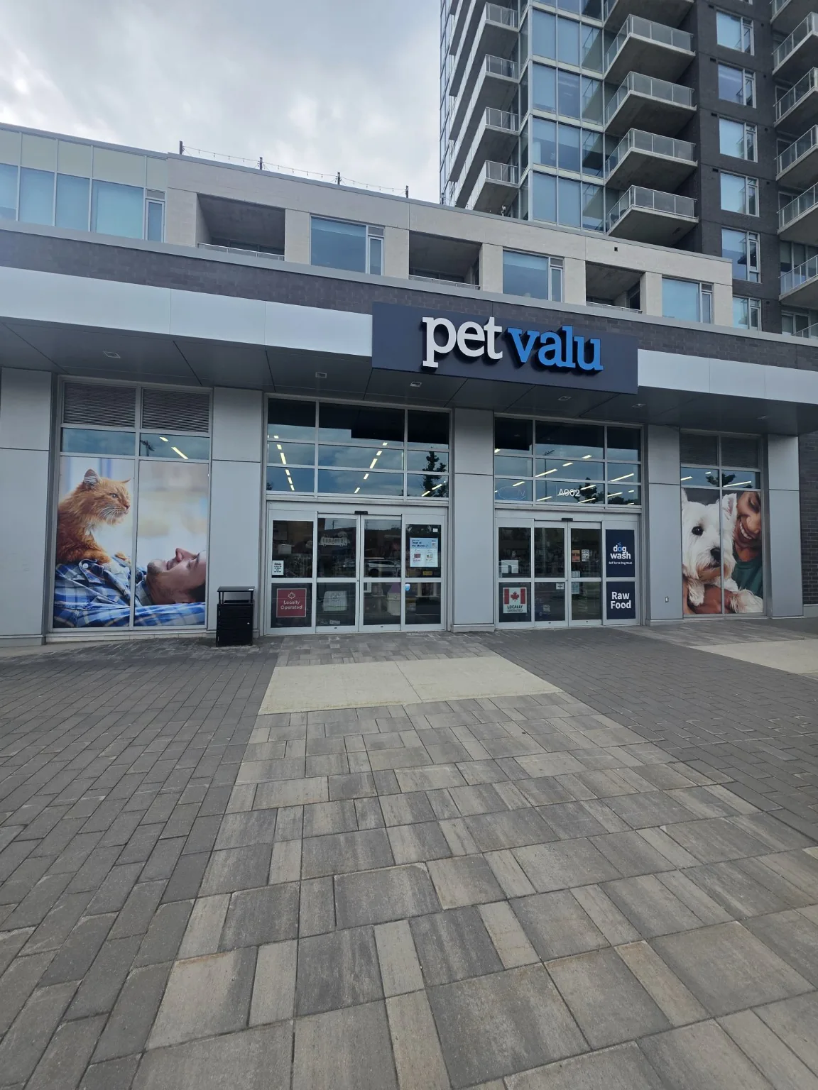 Pet Valu rollout location completed by Wicked Installations