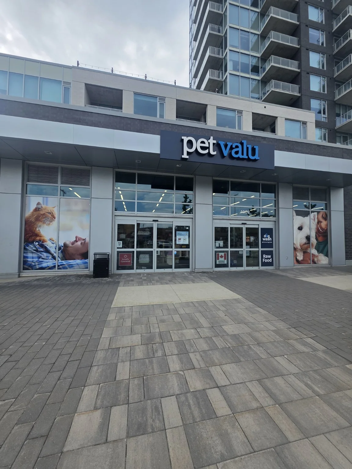 Urban Pet Valu storefront graphics from rollout program